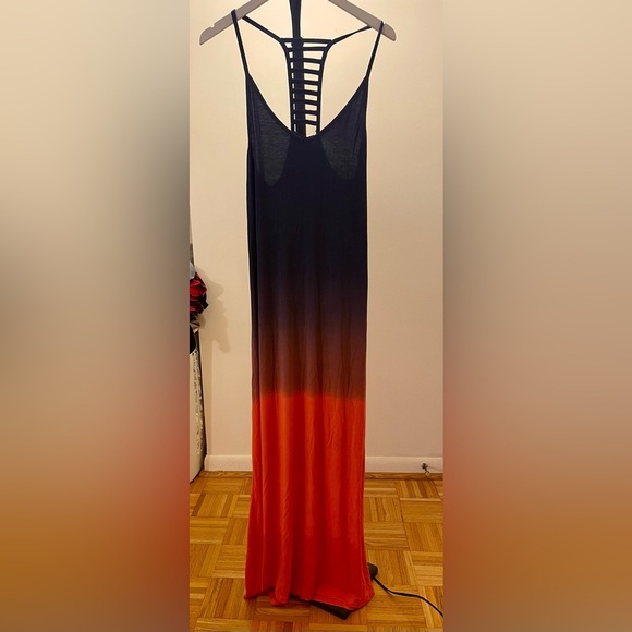 Saint Tropez West Ombre Maxi Dress with Strappy Back Size Medium NEW - Picture 2 of 8
